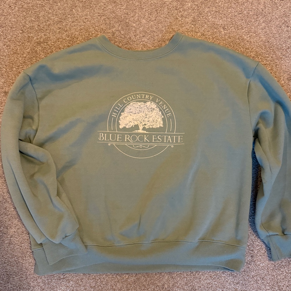 Blue Rock Estate Women's Green Crew Neck Sweater